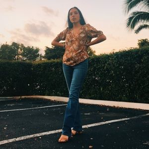 Meet your Posher, Raquel